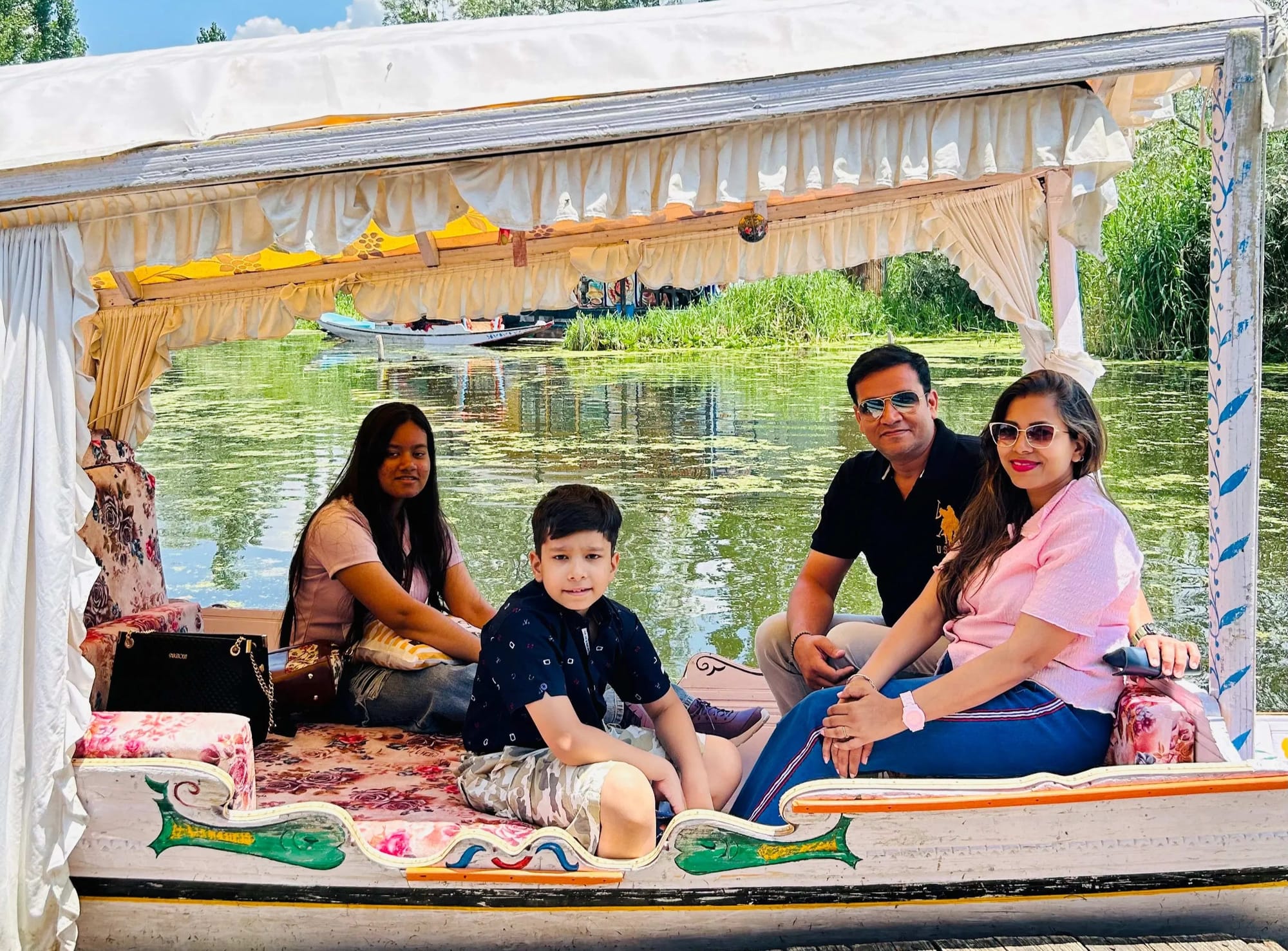 Through Kashmir’s Kaleidoscope: Vikas’s Thrillophilia Review of a Family Trip to Kashmir