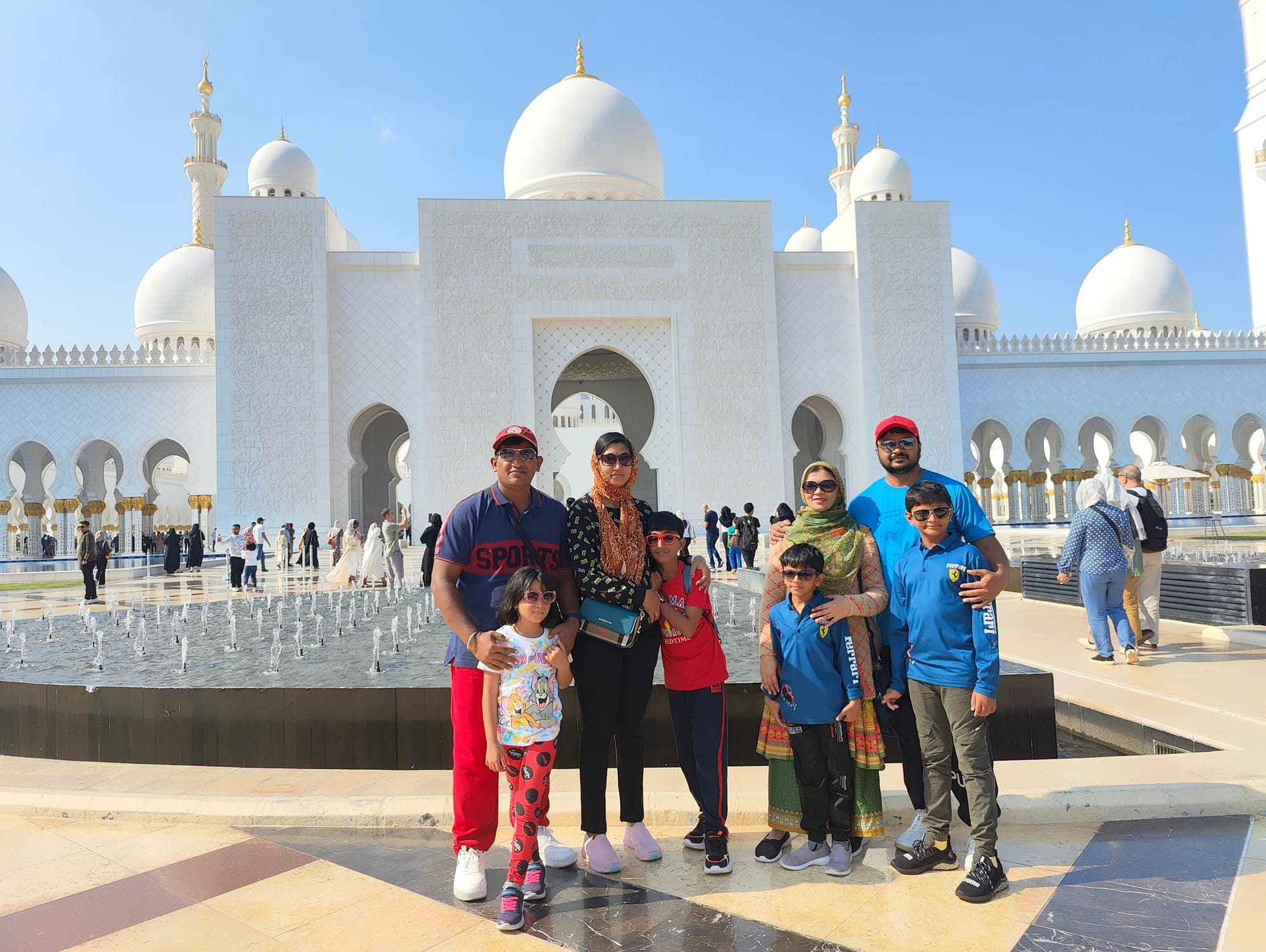 Arun’s Family Vacation in the Dazzling Land of Gold with Thrillophilia